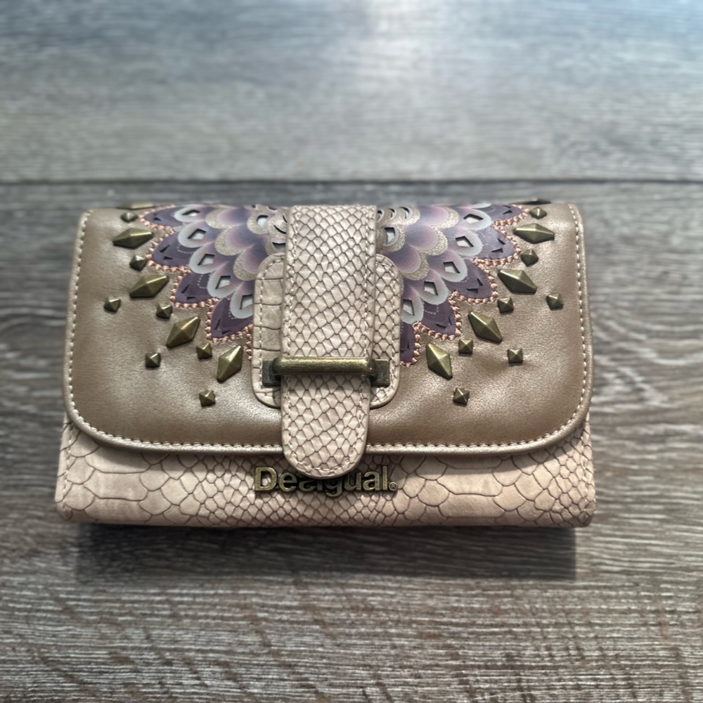 Desigual Beige and Purple Artistic Clutch